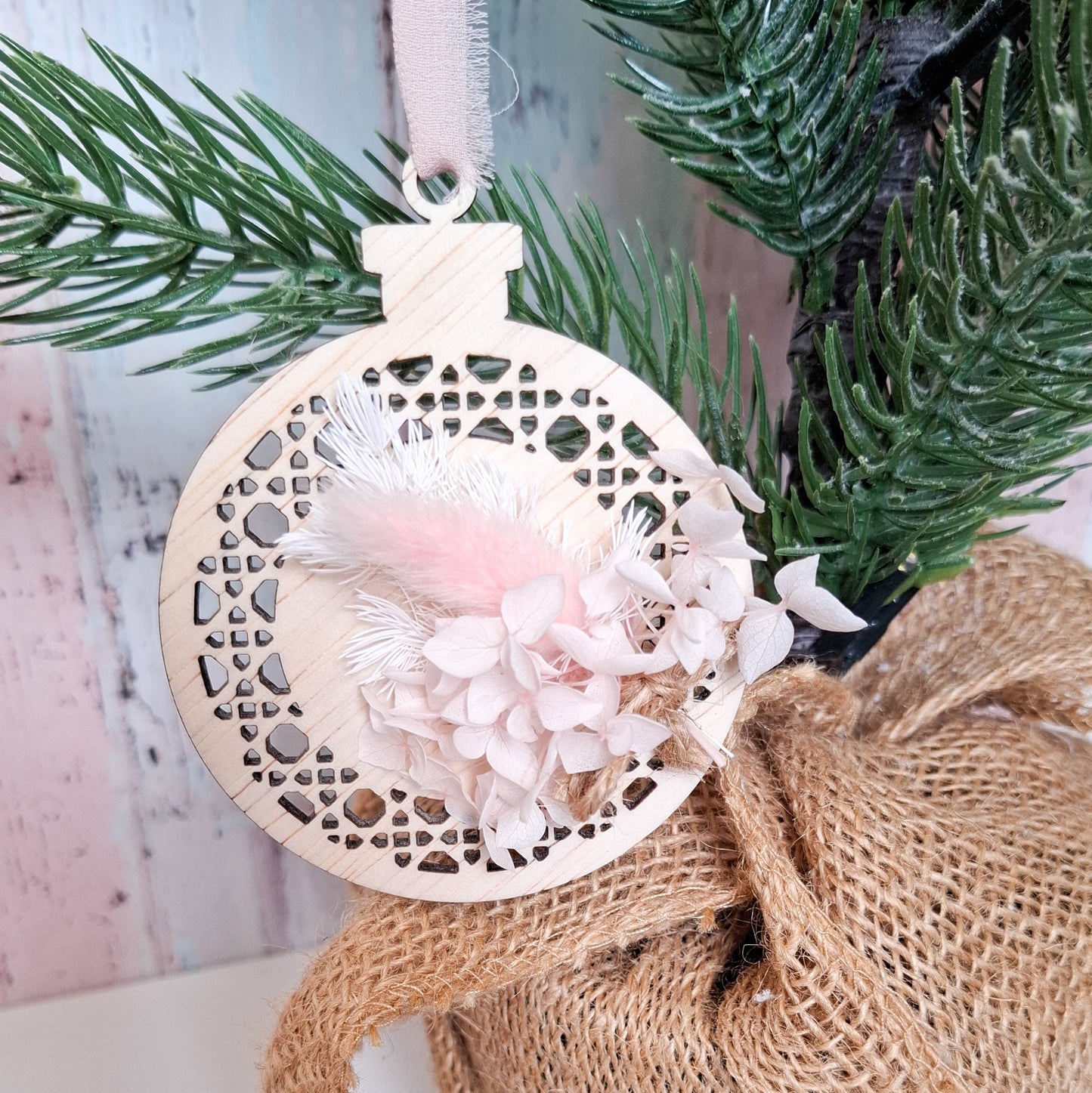 Rattan Christmas Baubles- Various Colours