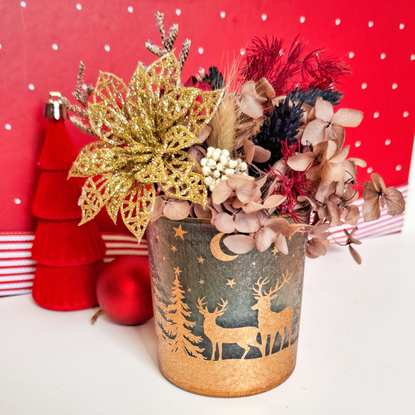 Christmas Night Dried Floral Arrangement