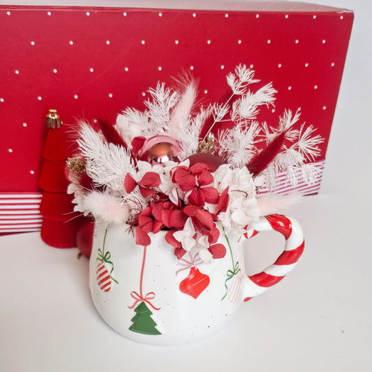 Festive Fun Dried Floral arrangement